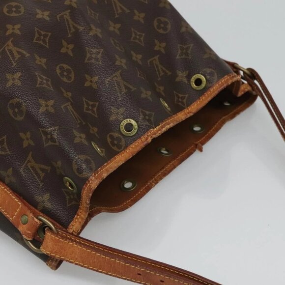 LOUIS VUITTON Monogram Noe Shoulder Bag M42224 LV Auth 122479 - Picture 7 of 16